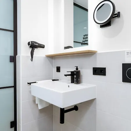 Limehome Krems Undstrasse Chambre photo